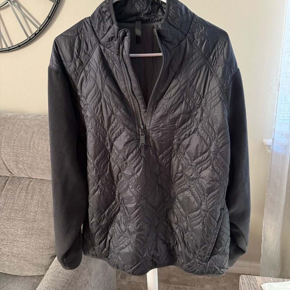 Fabletics pullover pocket puffer jacket - Picture 1 of 7
